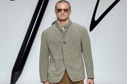 Thời trang - Giorgio Armani 2024 lấy cảm hứng từ buổi trình diễn trang phục nam đầu tiên từ năm 1975