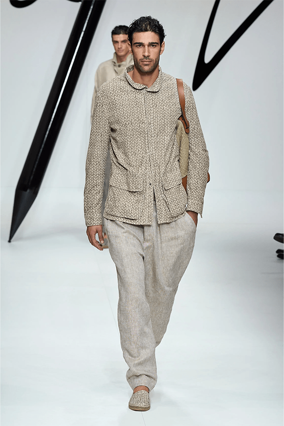 Giorgio Armani 2024 lấy cảm hứng từ buổi trình diễn trang phục nam đầu tiên từ năm 1975 - 5