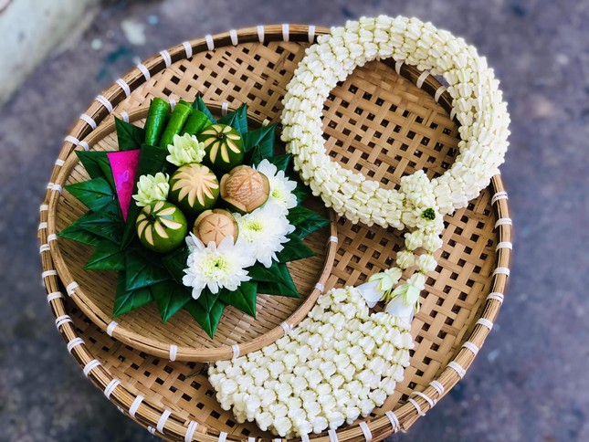 Cả thế giới chuyển động, phần mình giữ sao cho chút tĩnh chút lặng thì bình yên.