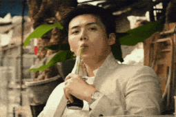 Phim - "Quý công tử": Cú "lột xác" bất ngờ của trai ngoan và ông hoàng phim 18+