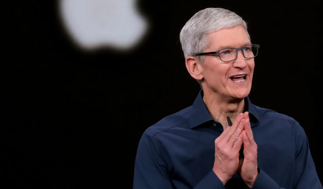 CEO Apple - Tim Cook.