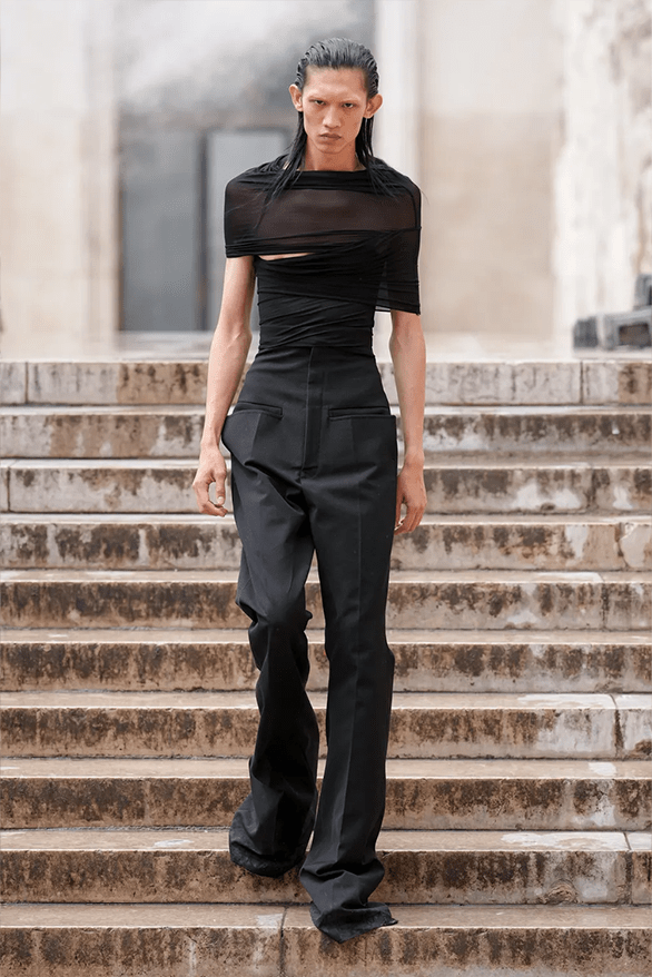 Không thể phủ nhận Rick Owens xứng đáng với danh hiệu 'Chúa tể bóng tối' - 18
