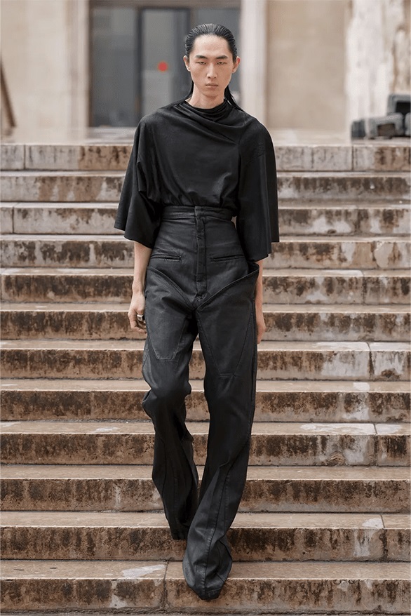 Không thể phủ nhận Rick Owens xứng đáng với danh hiệu 'Chúa tể bóng tối' - 13