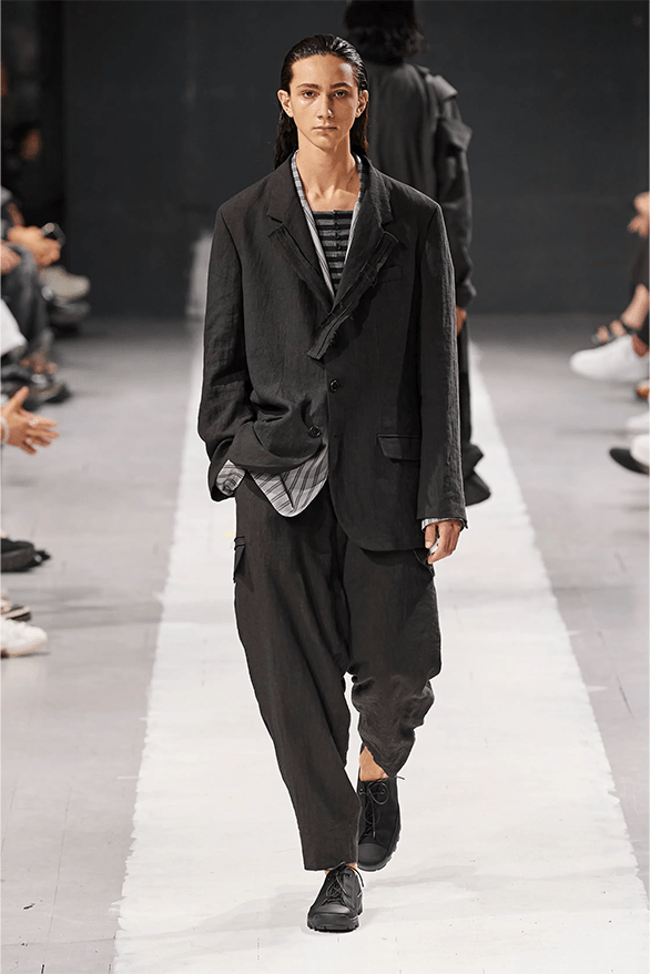 Tốt và xấu va chạm trong bộ sưu tập mới nhất của Yohji Yamamoto - 4