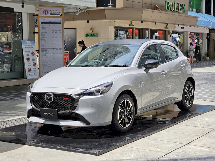 Mazda2 2023 chính thức trình làng, giá từ 404 triệu đồng - 10