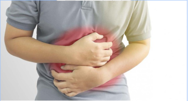 Ăn tối quá muộn cũng giống như bỏ bữa tối, dễ dẫn đến hạ đường huyết, viêm loét dạ dày, viêm dạ dày.