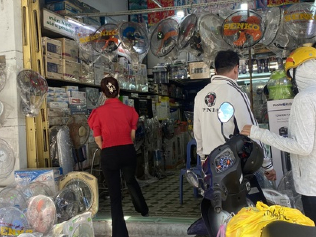 Thị trường - Tiêu dùng - Sắp cấm đồ gia dụng tiêu tốn điện