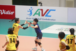 ĐT bóng chuyền nữ Việt Nam thắng Indonesia kịch tính, vô địch AVC Challenge Cup