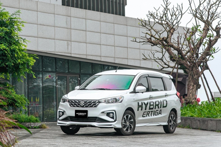 Suzuki Ertiga giảm giá kỷ lục tới 70 triệu đồng tại đại lý