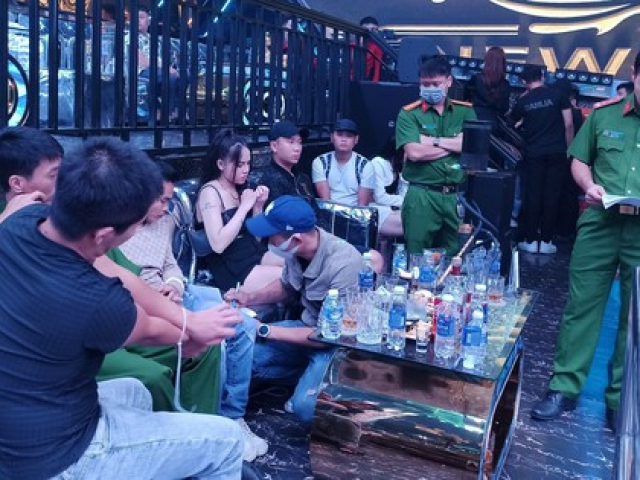 Pháp luật - 26 người 'dính' ma tuý trong quán bar New Dahlia ở Lâm Đồng