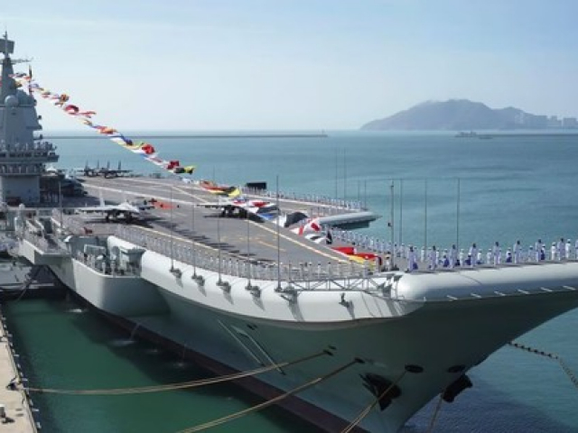 Đài Loan phát hiện 29 máy bay quân sự cùng 10 tàu chiến Trung Quốc quanh hòn đảo