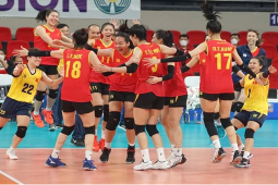 Thể thao - Vỡ òa bóng chuyền nữ Việt Nam liên tiếp vô địch 2 giải châu Á, lập cú đúp lịch sử