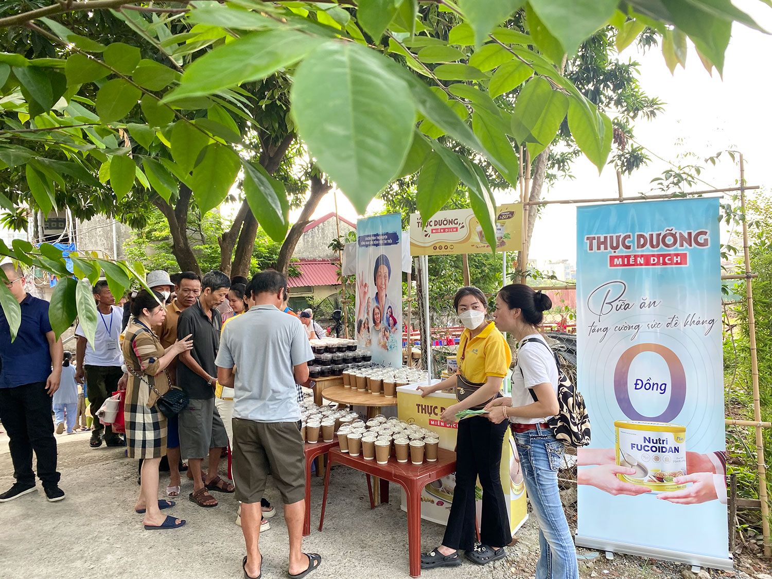 Nutri Fucoidan dành tặng 150 suất quà hàng tuần cho bệnh nhân K Tân Triều - 1