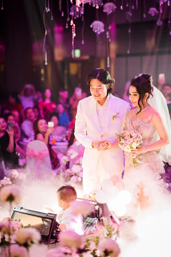 Diễn viên Luân Nguyễn và bà xã Bảo Ngọc