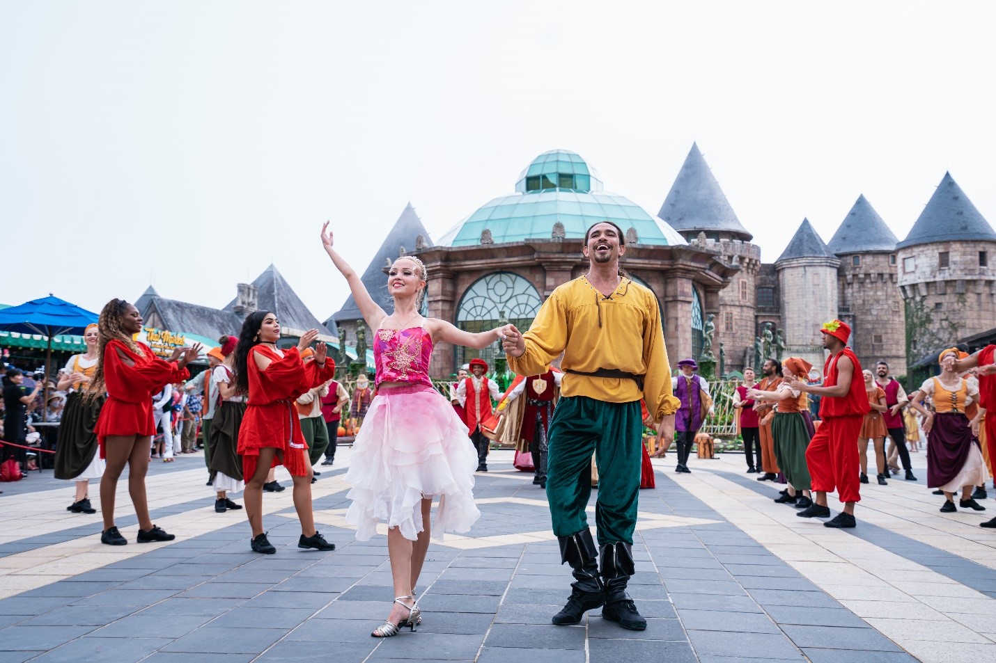 Vẻ đẹp bốn mùa quyến rũ của Sun World Ba Na Hills - 6