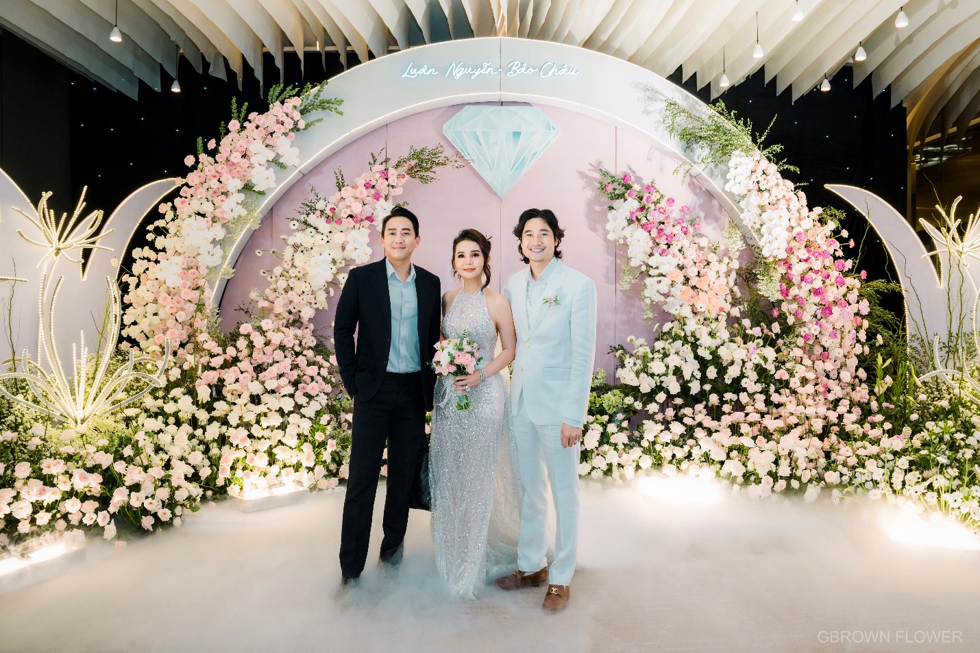 Diễn viên Hứa Vĩ Văn