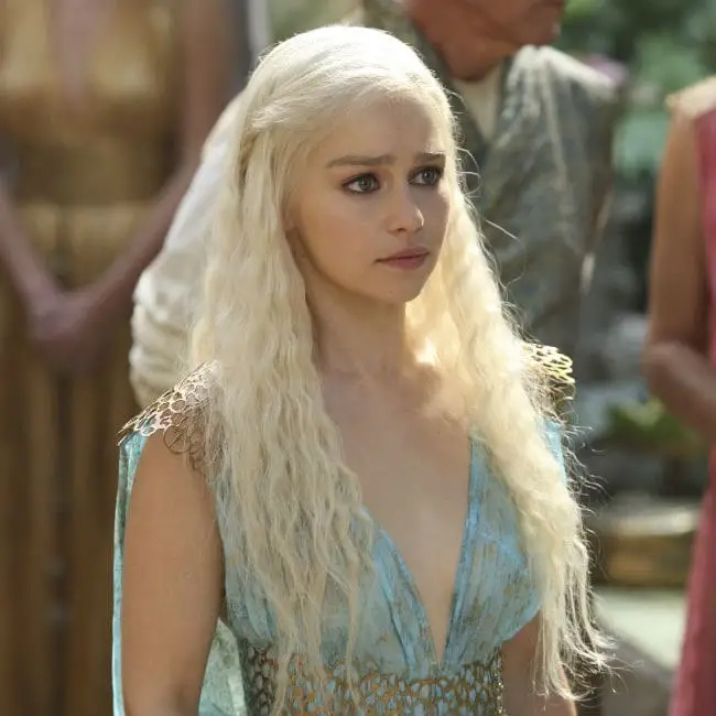 Emilia trong vai&nbsp;Daenerys Targaryen phim "Trò chơi vương quyền".