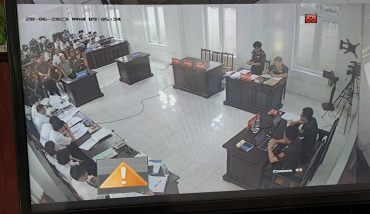 Đại diện VKS đề nghị mức án với các bị cáo. Ảnh chụp màn hình