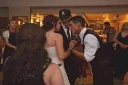 Tranh vui - Khoảnh khắc khiến ai cũng phải dụi mắt xem đi xem lại