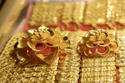 Kinh doanh - Giá vàng hôm nay 28/6: Tiếp tục đi xuống, có nguy cơ giảm sâu hơn trong thời gian tới