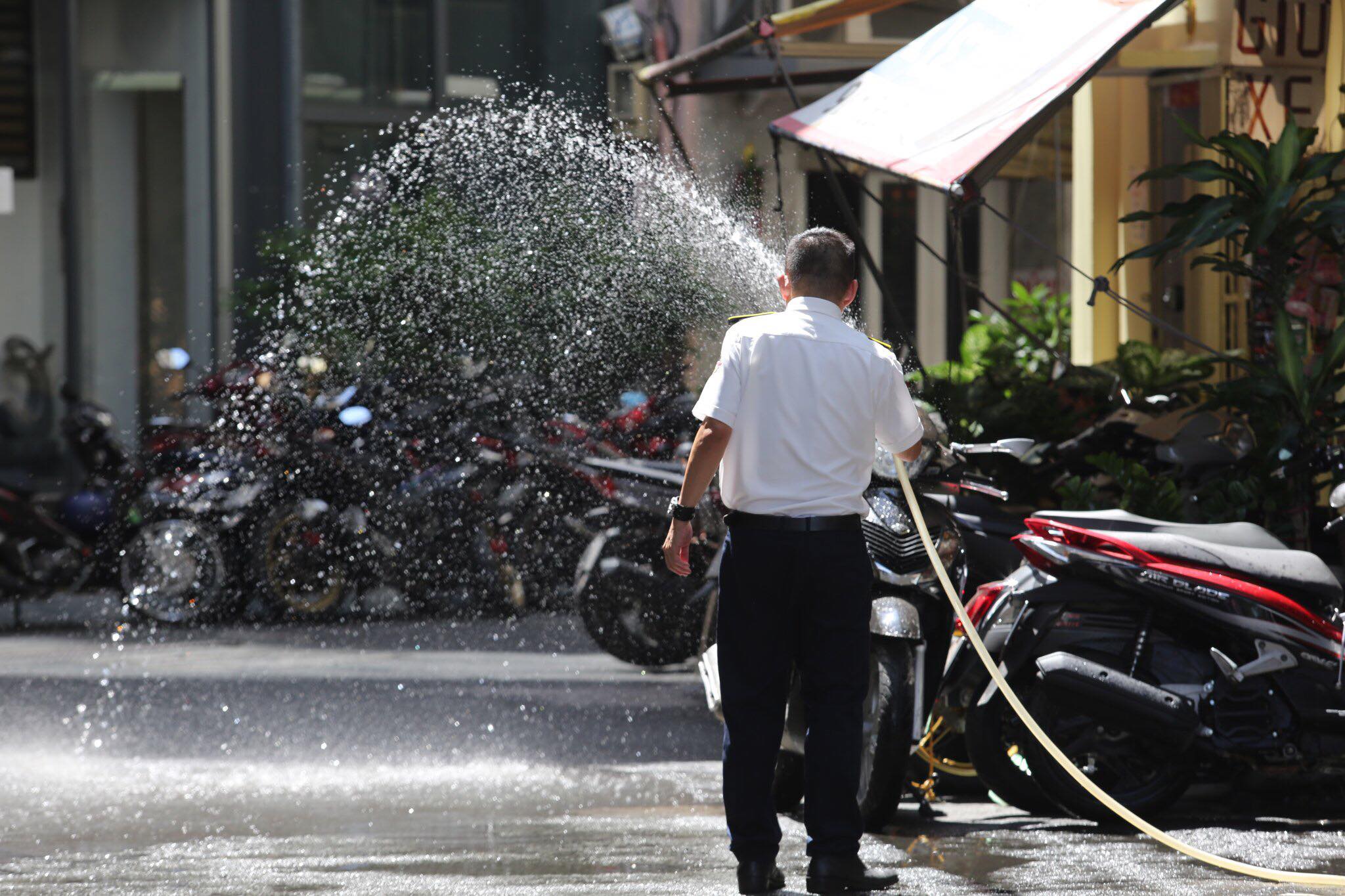Thời tiết ngày 28/6: Nắng nóng bắt đầu quay trở lại - 1