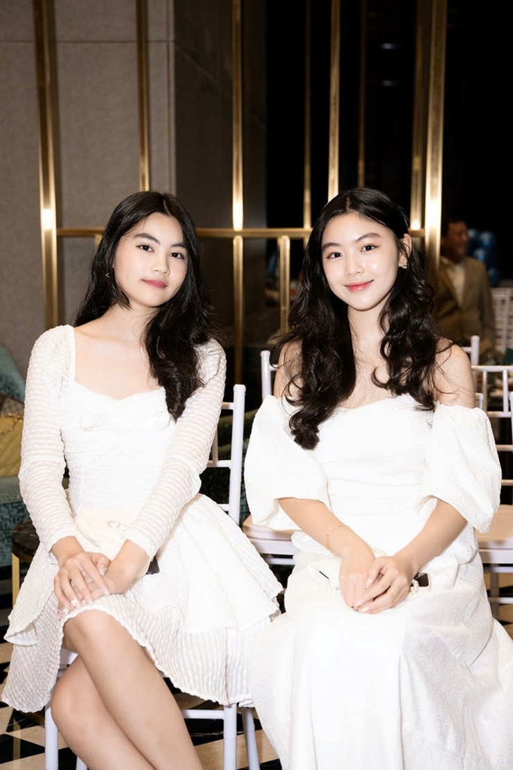 2 cặp chị em nhà sao Việt da trắng nõn, xinh như hoa ở tuổi dậy thì - 5