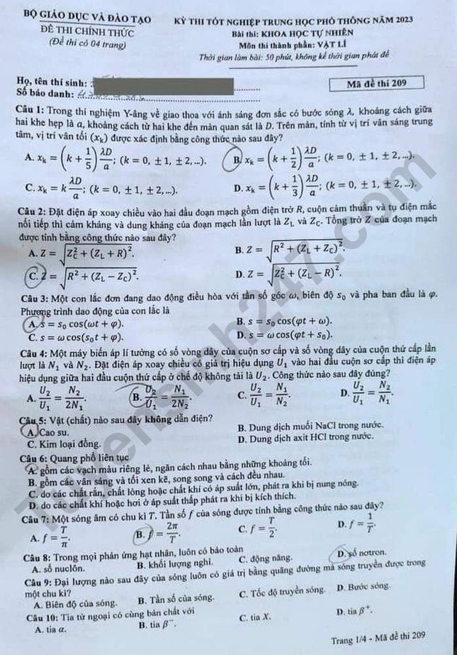 CẬP NHẬT: Đề thi, đáp án bài HÓA, LÍ, SINH tốt nghiệp - 5