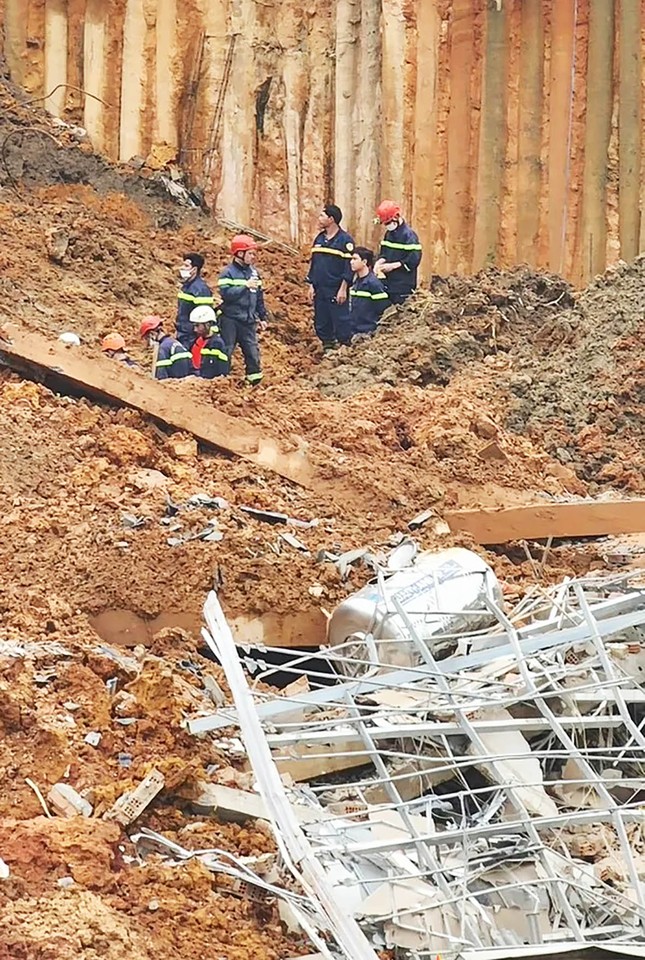 Khẩn trương tìm kiếm người bị mất tích suốt buổi sáng 29-6
