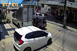 Video: Chồng bị vợ bắn vì đưa bồ nhí đi bầu cử ở Thái Lan