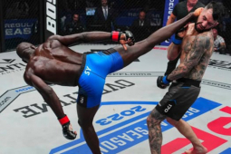 Thể thao - "Gã điên" McGregor làm HLV vẫn dở chứng cũ, siêu phẩm đá xoay vòng ở giải PFL