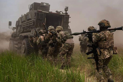 Thế giới - Ukraine nói Nga tiến công đồng thời ở 4 mặt trận