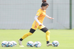 Bóng đá - Thanh Nhã và đội tuyển nữ VN căng sức tập giữa trời nắng, Huỳnh Như báo tin vui