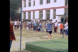 Clip hài hước - Clip: "Kiếp nạn" khó thoát của học sinh trong môn thể dục