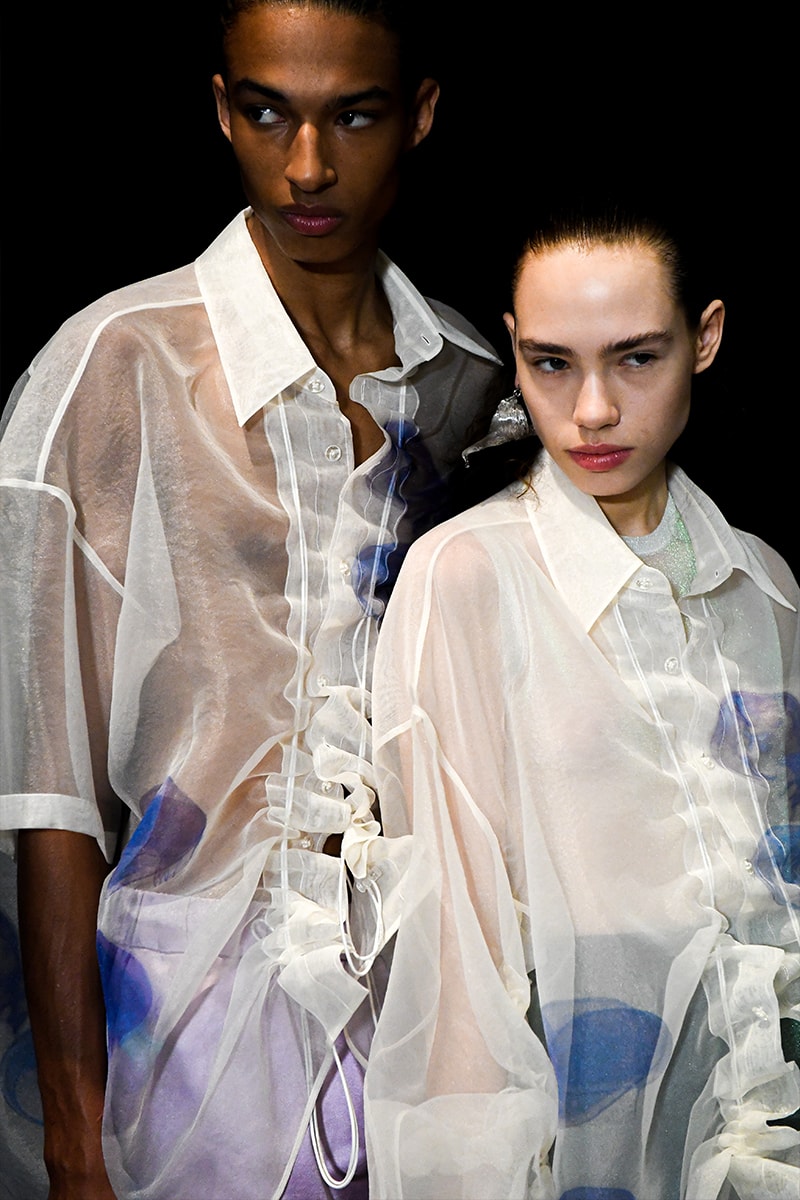 Khi đảo Jeju mộng mơ thành nàng thơ trong thời trang - 1