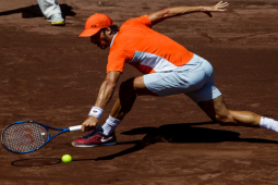Tay vợt hạng 634 thế giới chỉ ngại Djokovic, thua đau trước khi giải nghệ