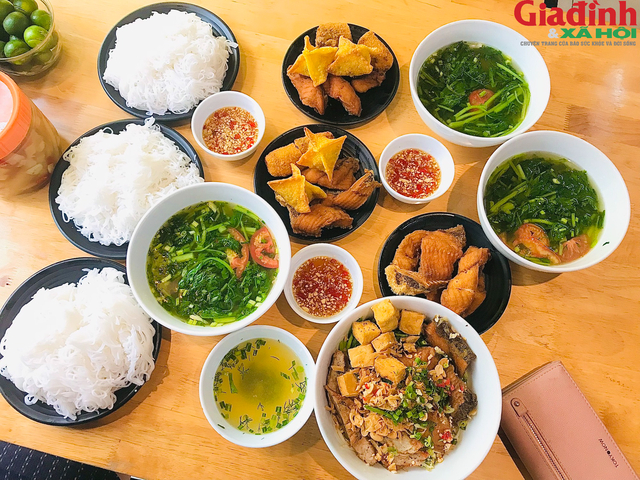 Công thức nấu ăn: Cách làm bún cá chấm thơm ngon hảo hạng như nhà hàng - 5