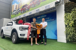 Thị trường - Tiêu dùng - Tranh thủ “chốt đơn”, khách mua ô tô mới hưởng ưu đãi kép hàng trăm triệu đồng