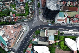 Tin tức trong ngày - Thông xe cầu vượt chữ C "độc lạ" nhất Hà Nội