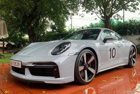 Cận cảnh Porsche 911 Sport Classic của ông trùm Cà phê Trung Nguyên