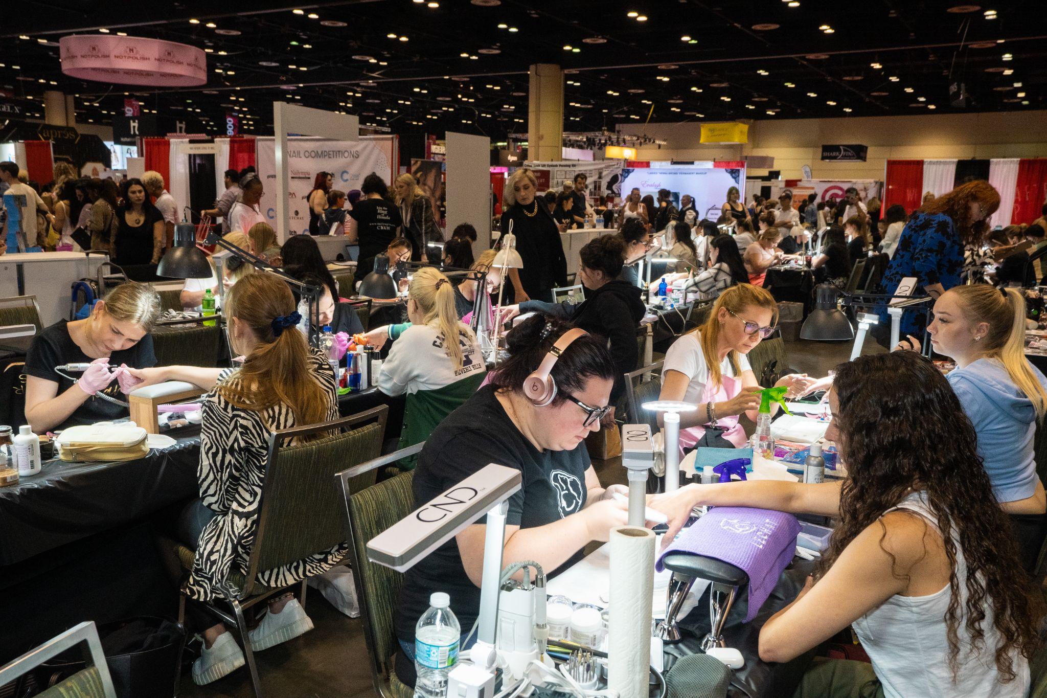 Kềm Nghĩa đưa ngành nail Việt vươn tầm quốc tế qua việc tài trợ cho Nailympia Việt Nam 2024 - 2