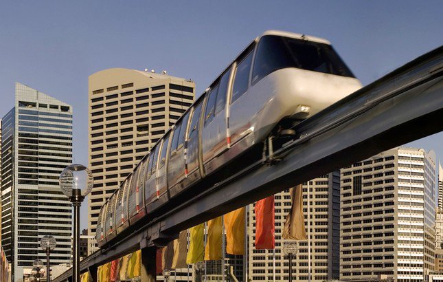 Tàu điện một ray - monorail hoạt động nhiều tại các thành phố phát triển ở châu Á.