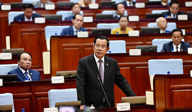 Ông Hun Sen phát biểu trước Quốc hội Campuchia ngày 1/4. (Ảnh: Khmer Times)