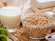 Sức khỏe đời sống - Sữa đậu nành được coi là ‘thần dược tăng vòng một' nhưng uống nhiều lại gây tác dụng phụ không ngờ tới