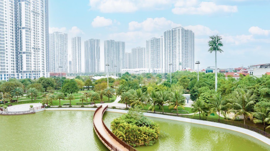 Không gian xanh mát tại Vinhomes Smart City là nơi an cư của 72.000 cư dân đến từ 20 quốc gia