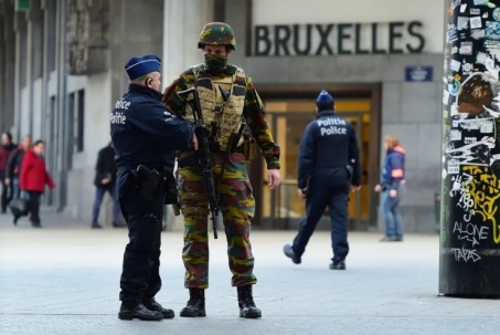 Vụ tấn công khủng bố lớn nhất trong thời bình ở Bỉ, hơn 300 người thương vong
