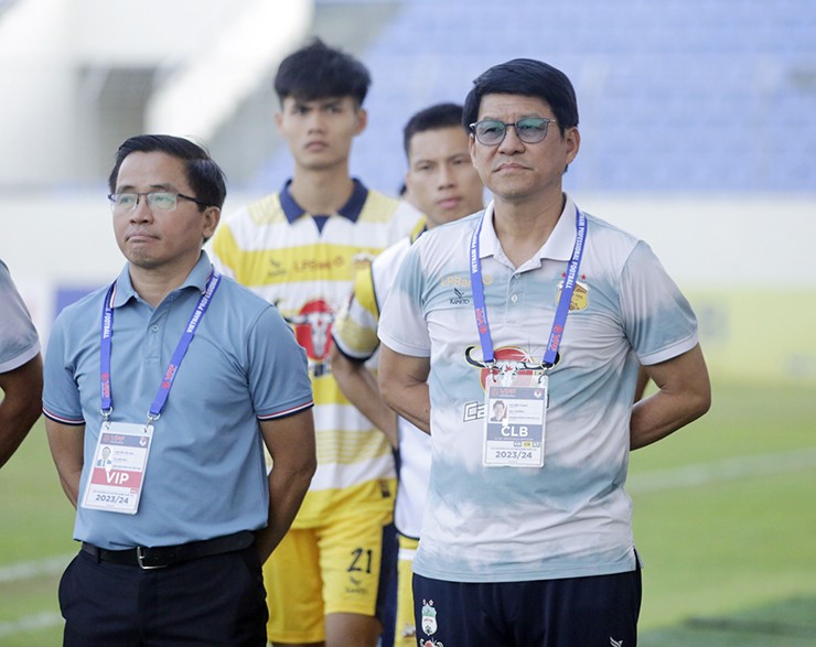 HLV Vũ Tiến Thành một lần nữa lên tiếng chê V-League. Ảnh: Nguyễn Định