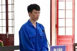 Kế toán trung tâm y tế tham ô hơn 7,7 tỉ đồng, nói dối là tiền trúng số
