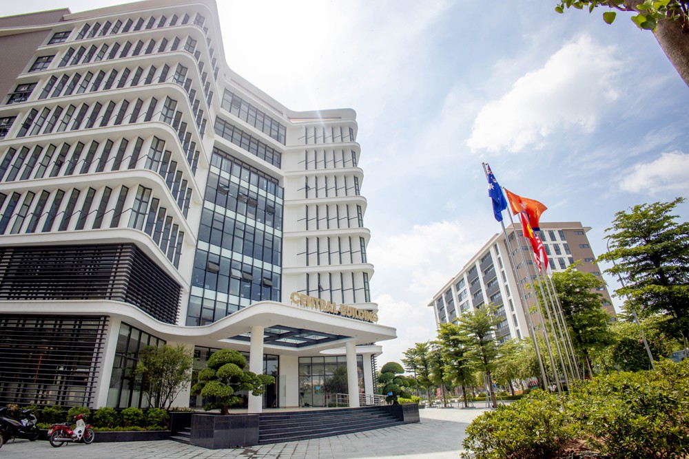 Năm 2024, trường Đại học Đại Nam dành quỹ học bổng trị giá 55 tỷ đồng cho tân sinh viên.