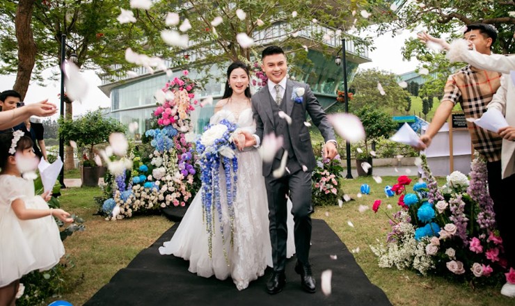 Dàn sao tại đám cưới Quang Hải: Văn Thanh, Bùi Tiến Dũng tuyên bố chắc nịch - 1