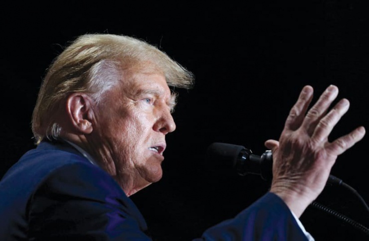 Cựu Tổng thống Mỹ Donald Trump trong sự kiện vận động tại thành phố Richmond bang Virginia (Mỹ), ngày 2-3. Ảnh: REUTERS